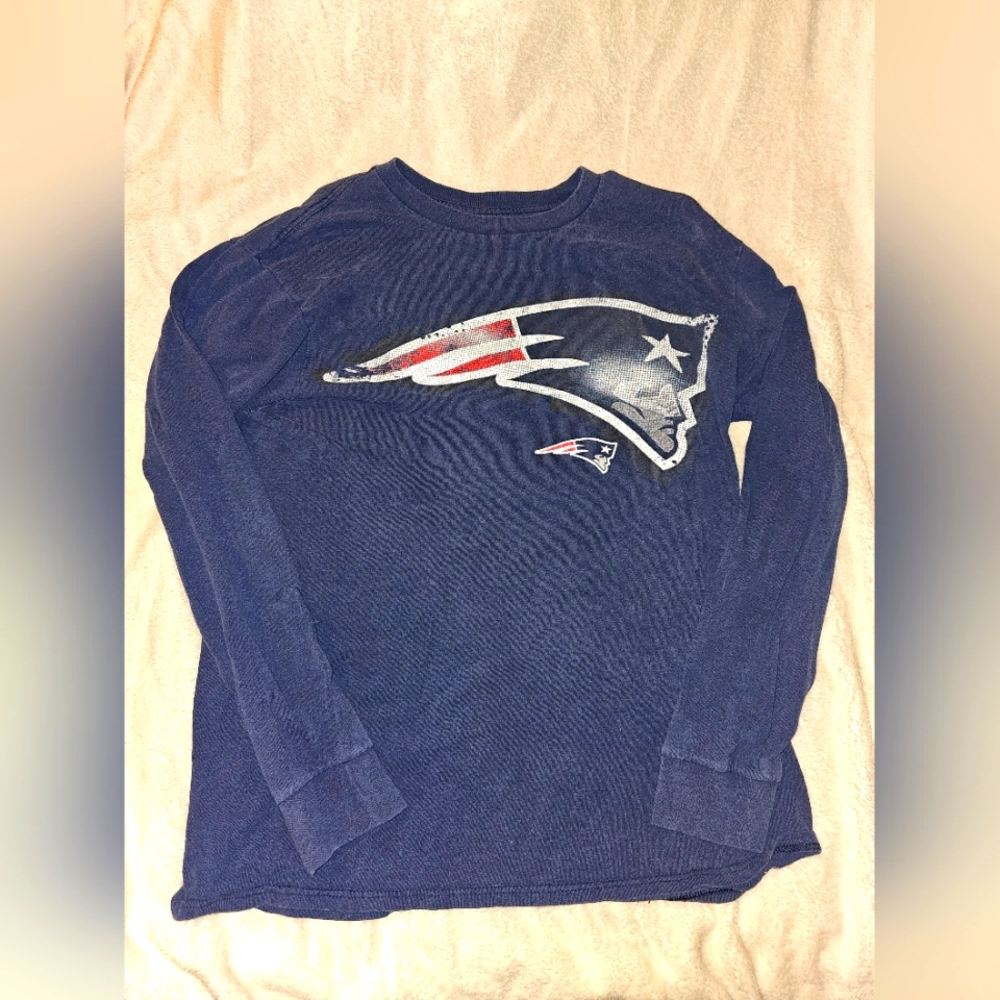 Womens New England Patriots long sleeve shirt